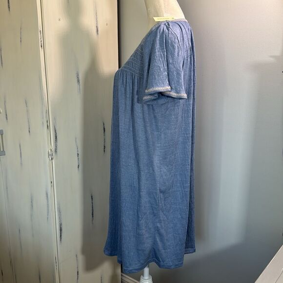 Max Studio Dress - Picture 2 of 6